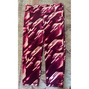 NWOT Under Armour Dark Cherry & Pink Punk Abstract print AOP Crop Legging Sz YLG